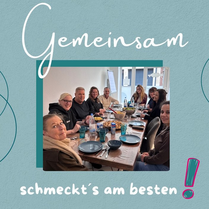 Freitags wird bei uns gemeinsam gegessen!🍽️ 🤤😋 Jeden Freitag nehmen wir uns bewusst Zeit füreinander. Bei uns wird... Freitags wird bei uns gemeinsam gegessen!🍽️ 🤤😋 Jeden Freitag nehmen wir uns bewusst Zeit füreinander. Bei uns wird...