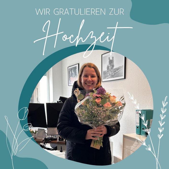 Blumen für die Braut! 💐🤍 Unsere liebe Kollegin Pauline hat Ja gesagt! 💍 Wir wünschen euch von Herzen alles Liebe,... Blumen für die Braut! 💐🤍 Unsere liebe Kollegin Pauline hat Ja gesagt! 💍 Wir wünschen euch von Herzen alles Liebe,...