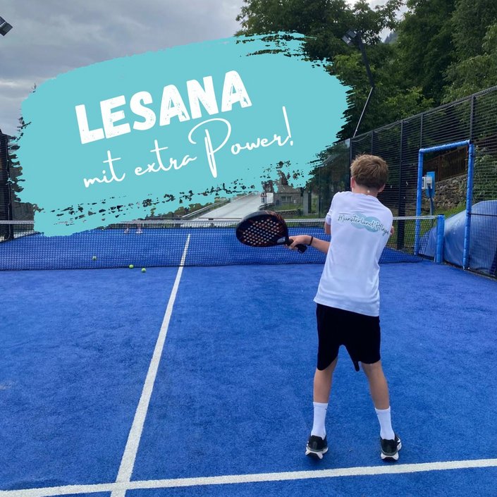 LESANA-Shirt an, Extraportion Power dabei! 💚🎾 Ob’s wirklich am Shirt liegt? Wir behaupten einfach mal: ja. 😄 #LESANA... LESANA-Shirt an, Extraportion Power dabei! 💚🎾 Ob’s wirklich am Shirt liegt? Wir behaupten einfach mal: ja. 😄 #LESANA...